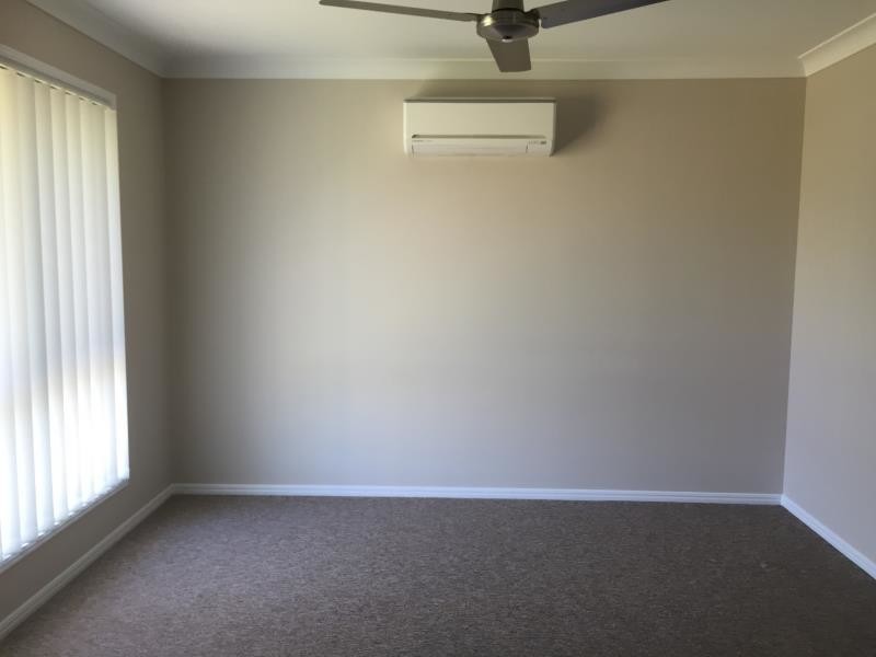 4 Rosedale Street, Parkhurst QLD 4702